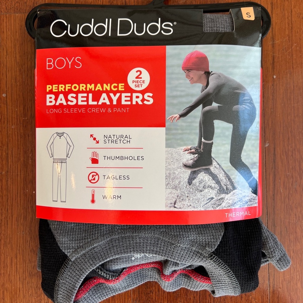 Cuddl Duds Boys Gray and Black Thermal Long Sleeve Crew & Pant, 2 Pc Set